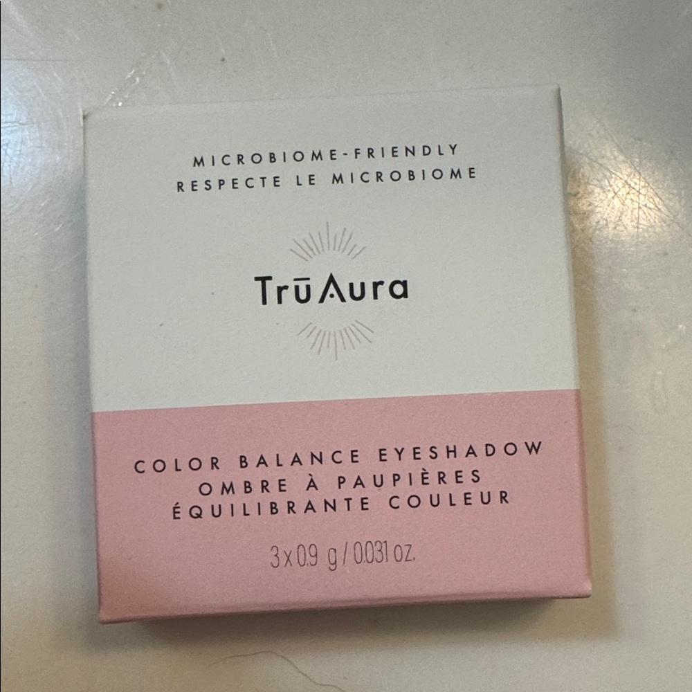 TruAura Color Balance Eyeshadow